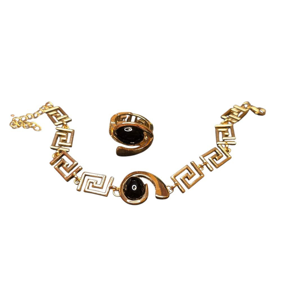 NWT Fashion‎ Inspired Unbranded Gold & Black Bracelet & Ring Set